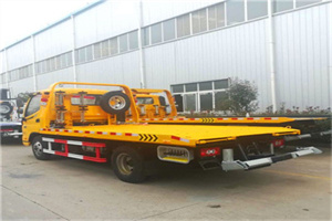 酒仙桥附近拖车救援搭电