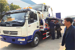 酒仙桥汽车道路救援拖车价格